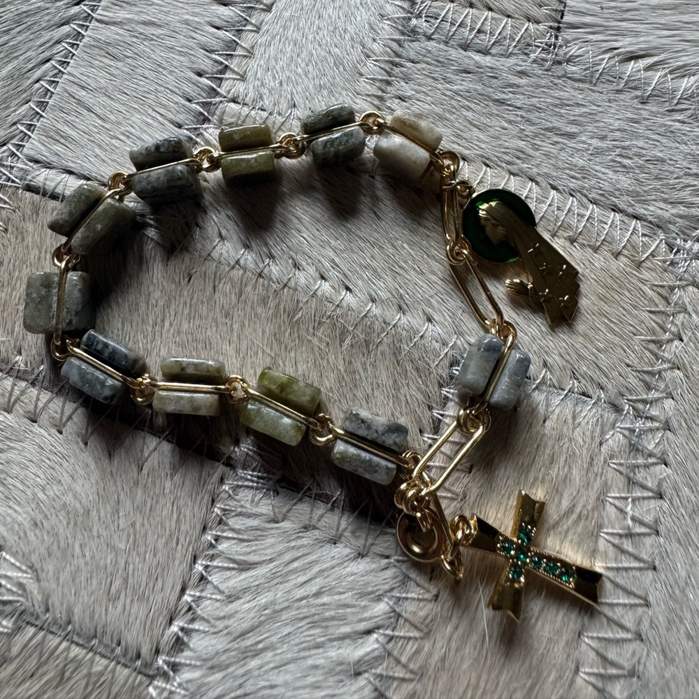 Vintage Irish rosary bracelet. Each bead is made from genuine Connemara Marble.